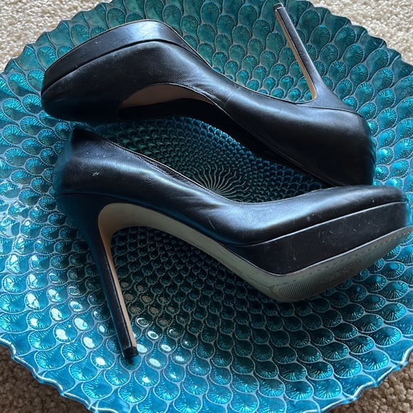 Sold - Picture 2 of 8